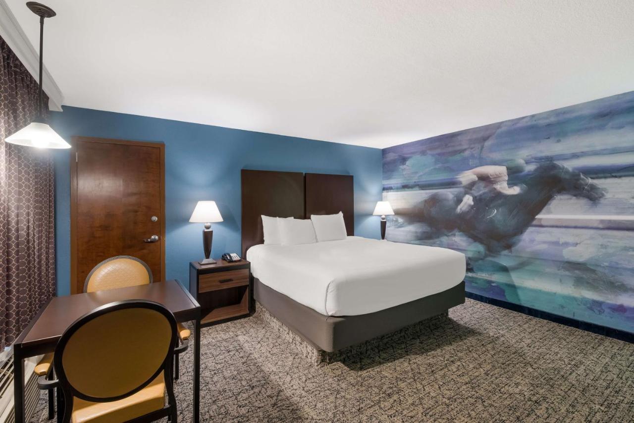 Best Western Winners Circle Hot Springs Luaran gambar