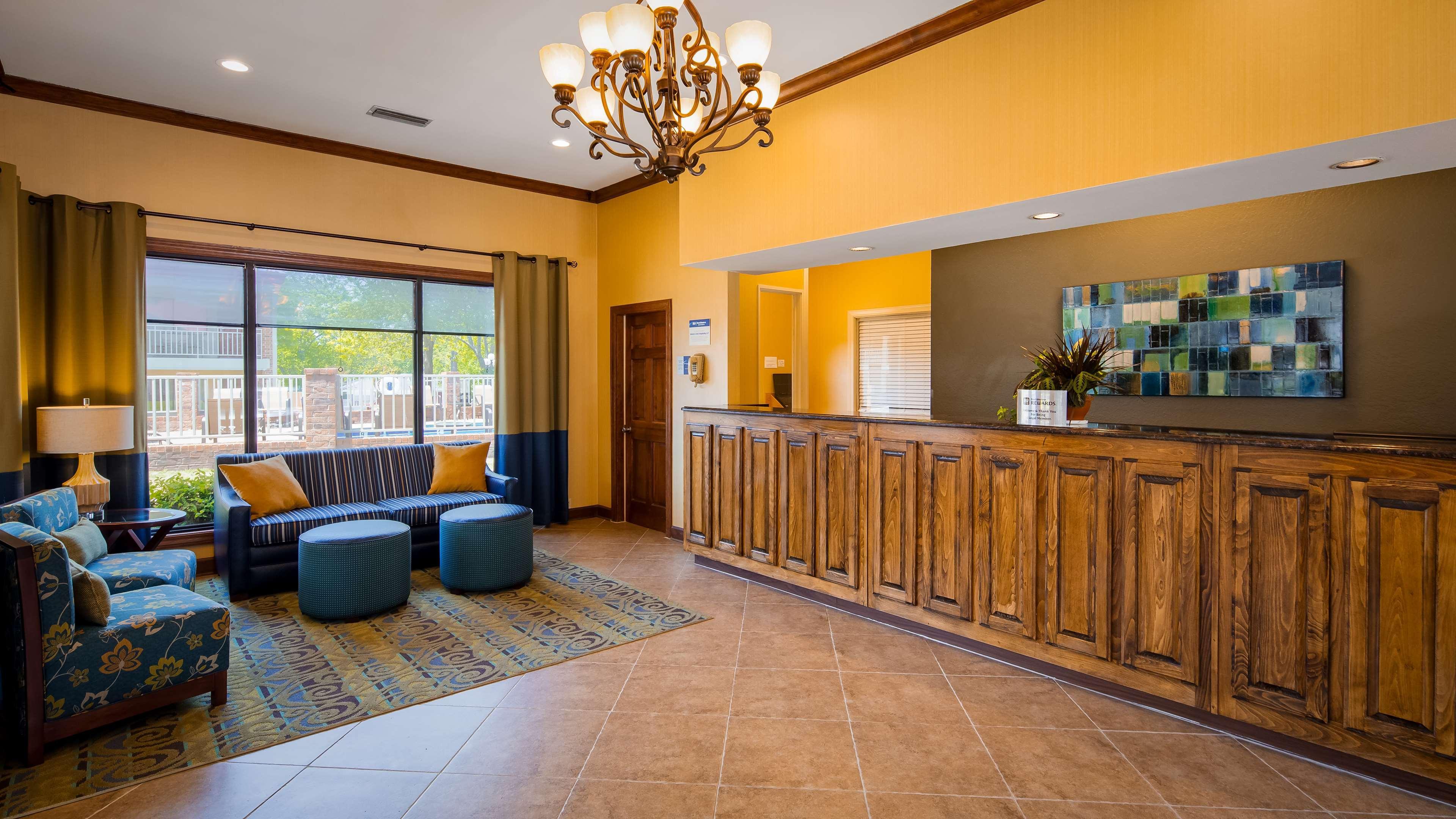 Best Western Winners Circle Hot Springs Luaran gambar