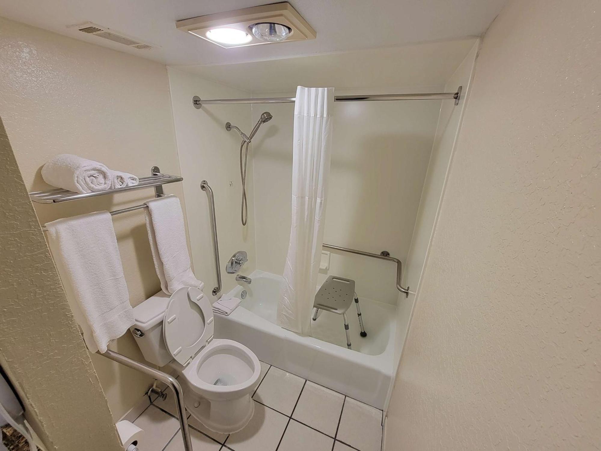 Best Western Winners Circle Hot Springs Luaran gambar