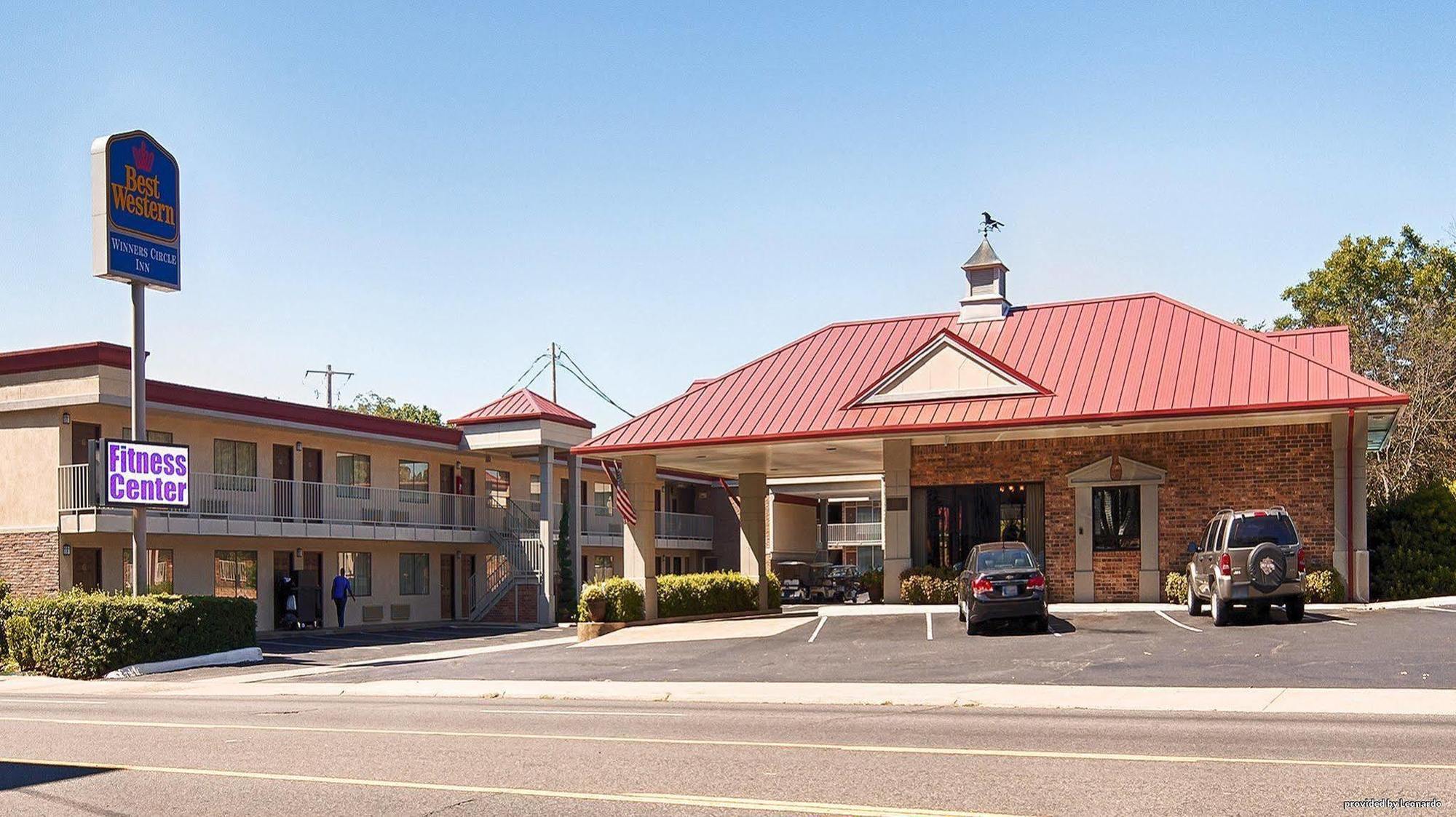 Best Western Winners Circle Hot Springs Luaran gambar